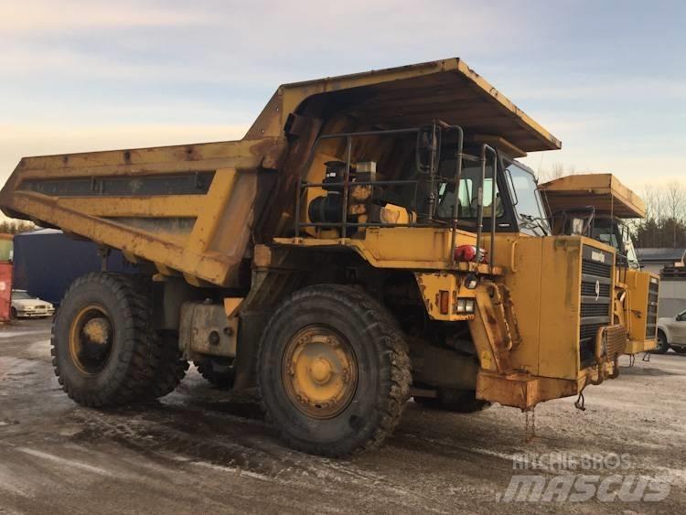 Komatsu HD405-6 刚性自卸车