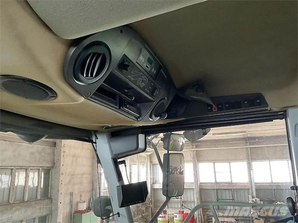 CLAAS Jaguar 980 自走式青贮饲料收割机