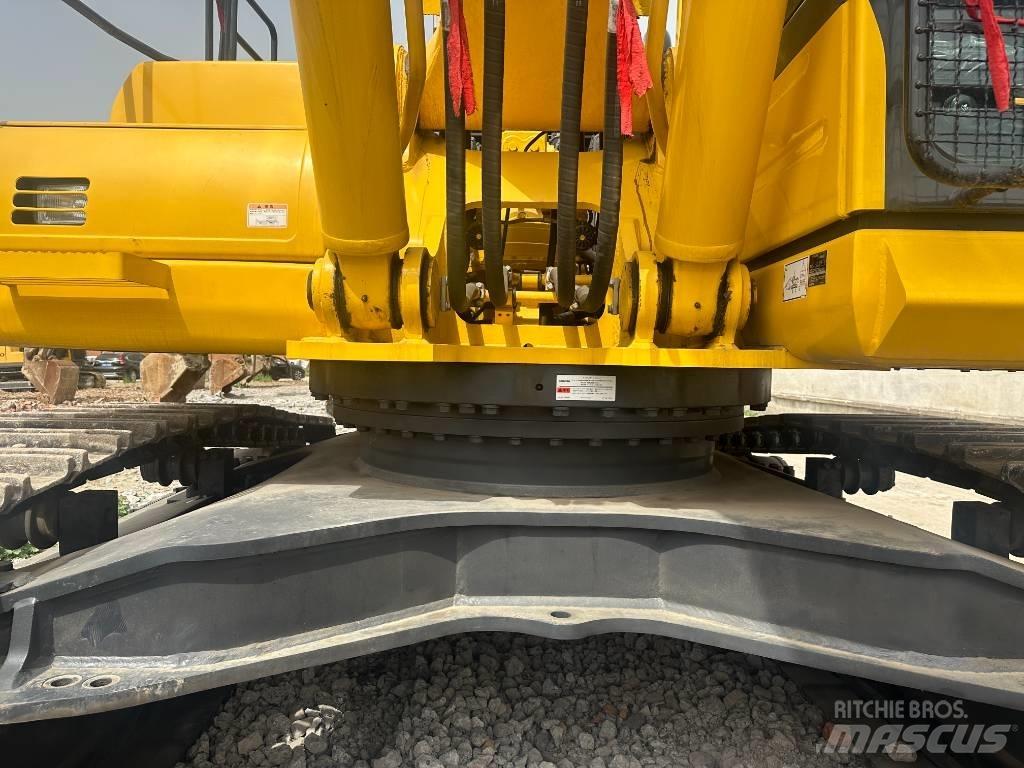 Komatsu PC450 履带挖掘机