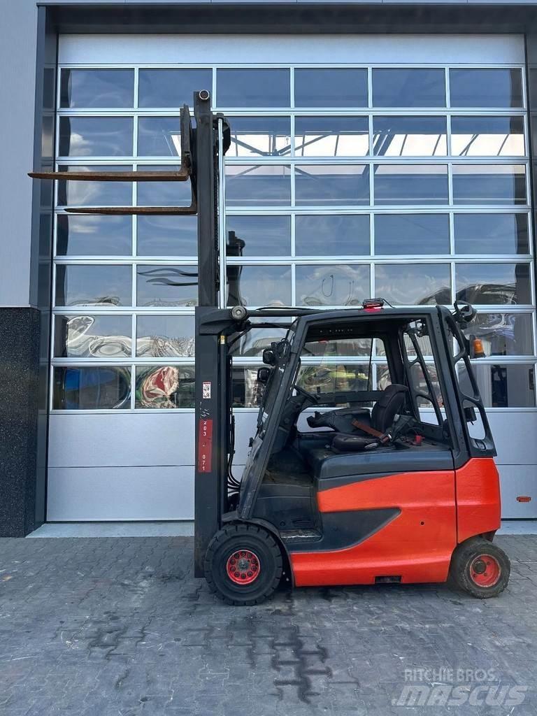 Linde E25P/600HL 电动叉车