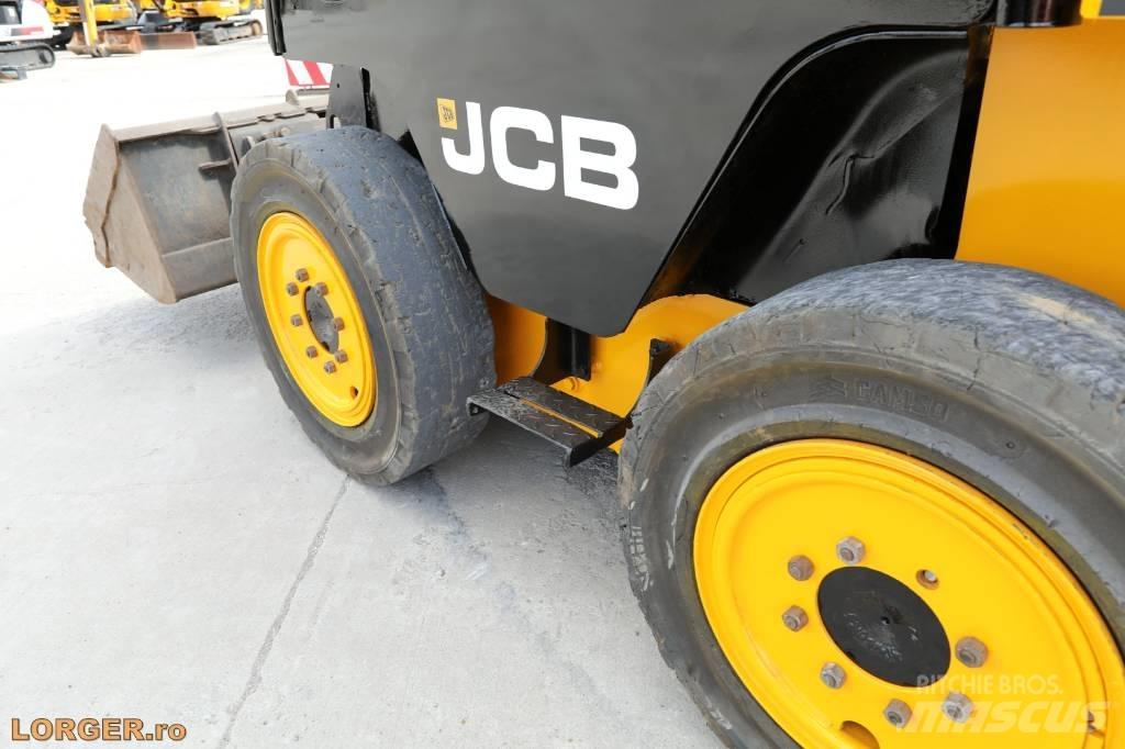 JCB 260 ECO 滑移装载机