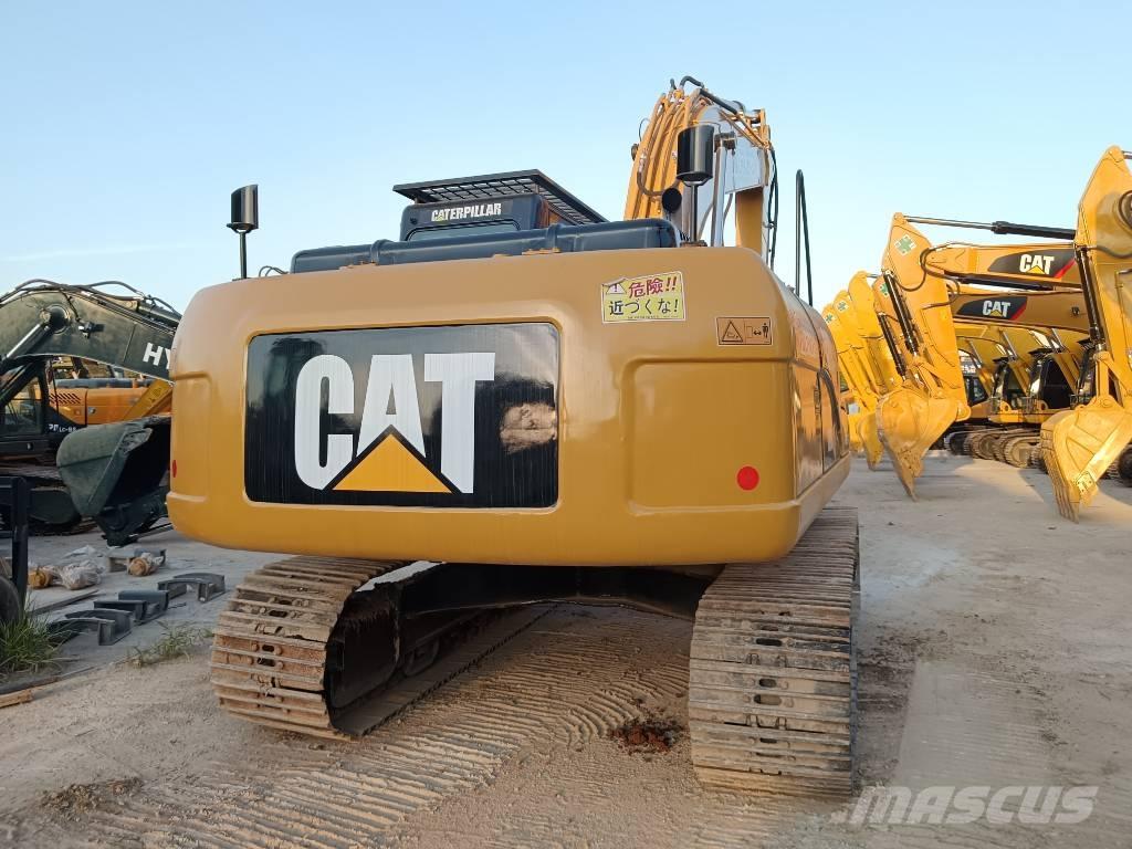 CAT 320D2 履带挖掘机