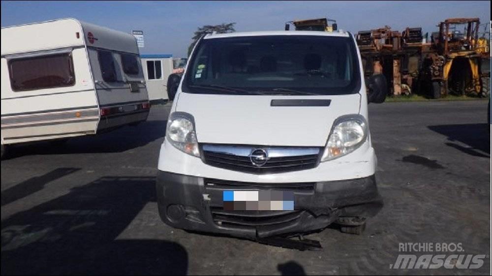 Opel Vivaro 大型面包车