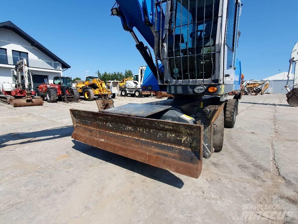 Terex Fuchs MHL320 工业挖掘机