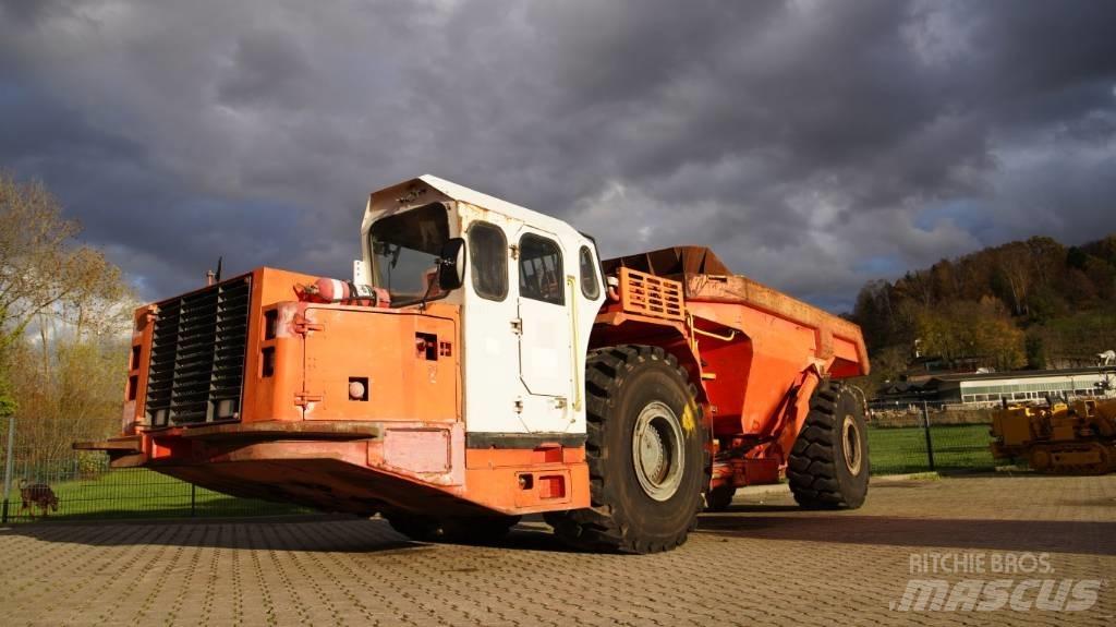 Sandvik TH 430 地下矿用卡车