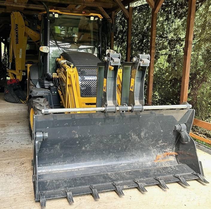 Komatsu WB 93 R 8E0 反铲装载机