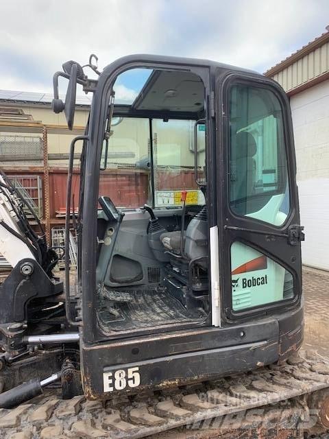 Bobcat E 85 中型挖掘机