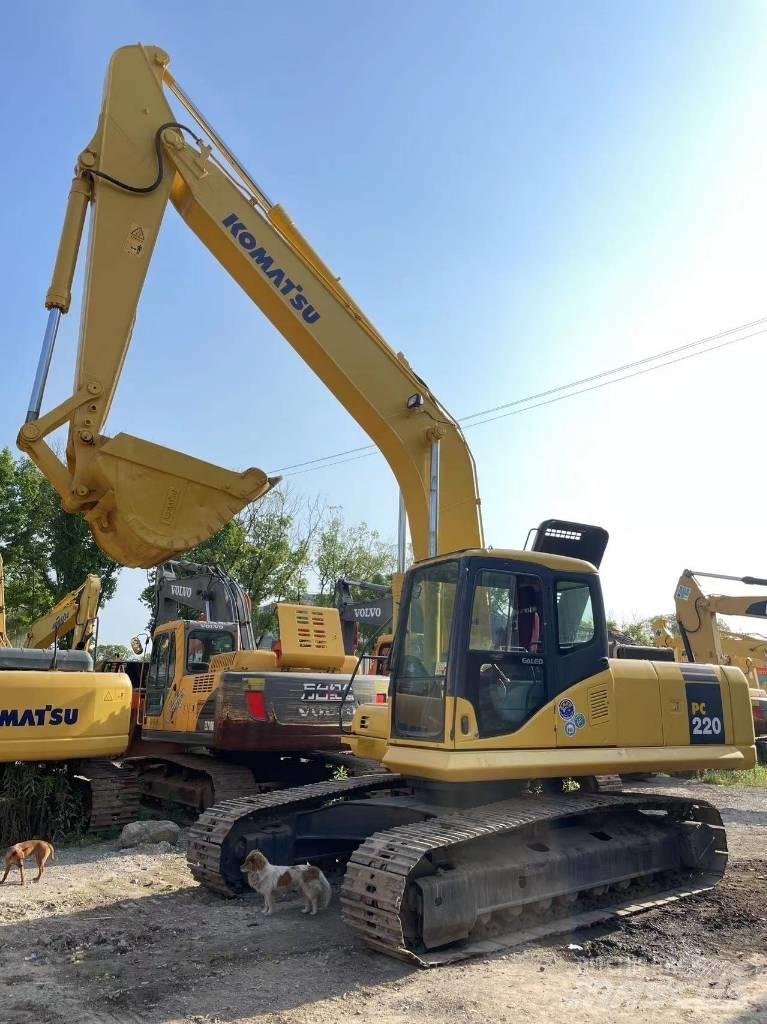 Komatsu PC 220-7 履带挖掘机