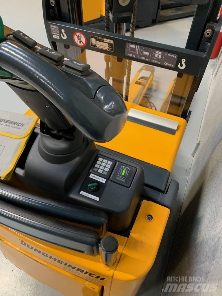 Jungheinrich ERD 220 手推堆垛车