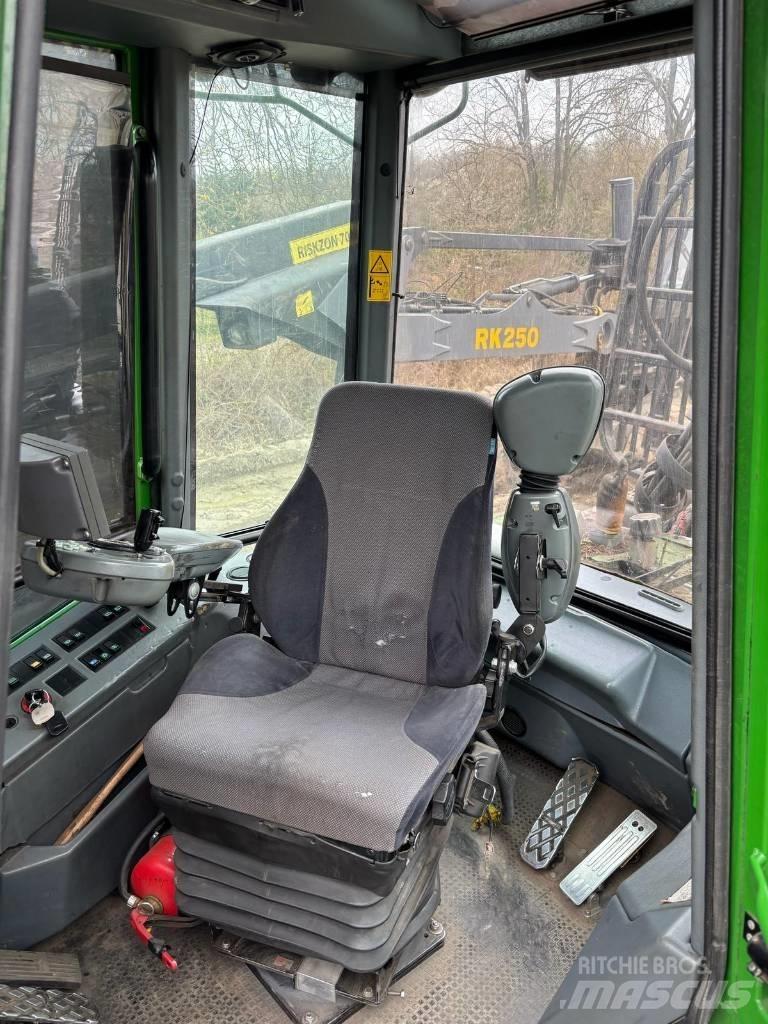 John Deere 1110 D 集运机