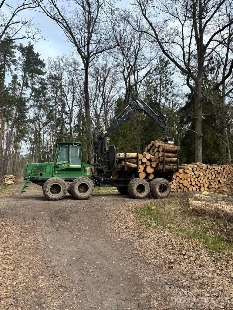 John Deere 1110 D 集运机