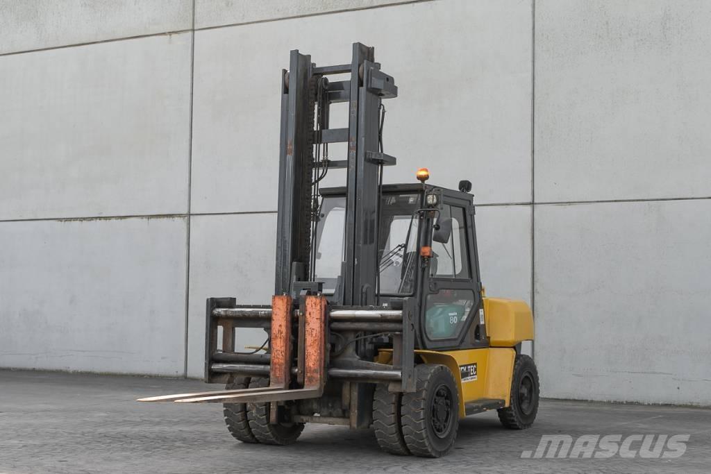 Komatsu FD 80-10 柴油叉车