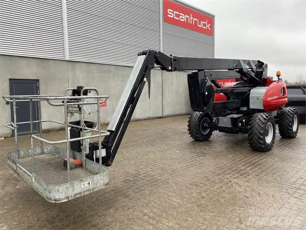 Manitou 200ATJ RC 曲臂高空工作平台