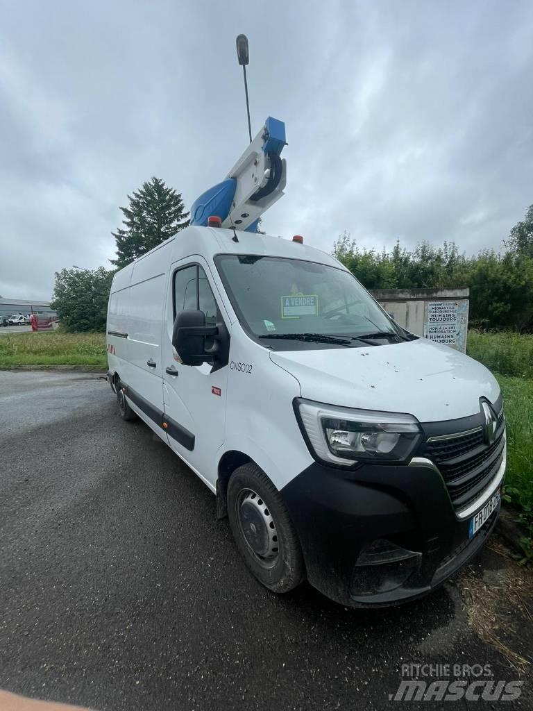 Renault Master 拖拉移动式高空作业平台