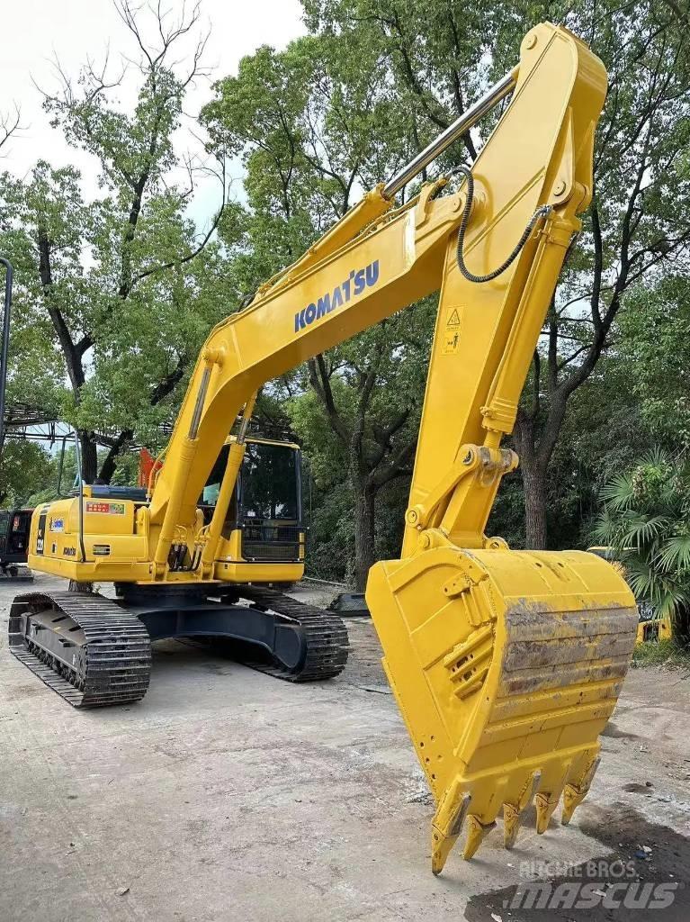 Komatsu PC220-8 履带挖掘机