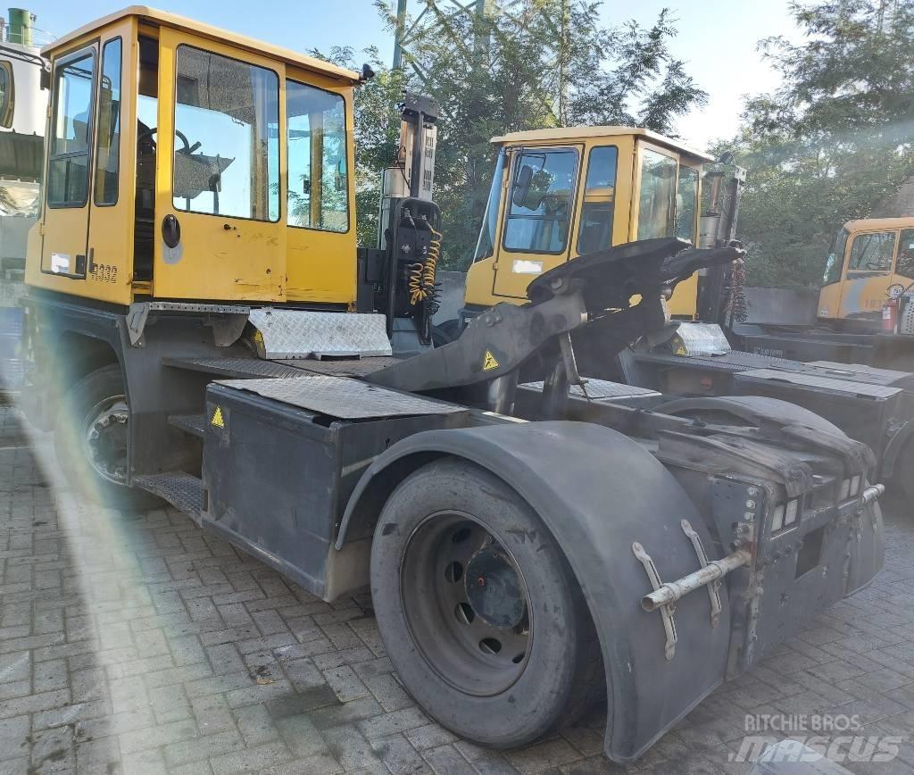 Mafi R332 码头牵引车