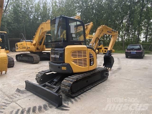 Komatsu PC40MR 小型挖掘机