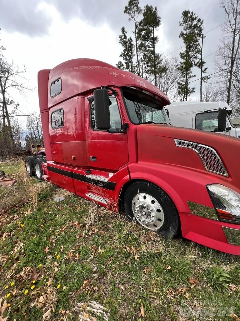 Volvo N416145 牵引车