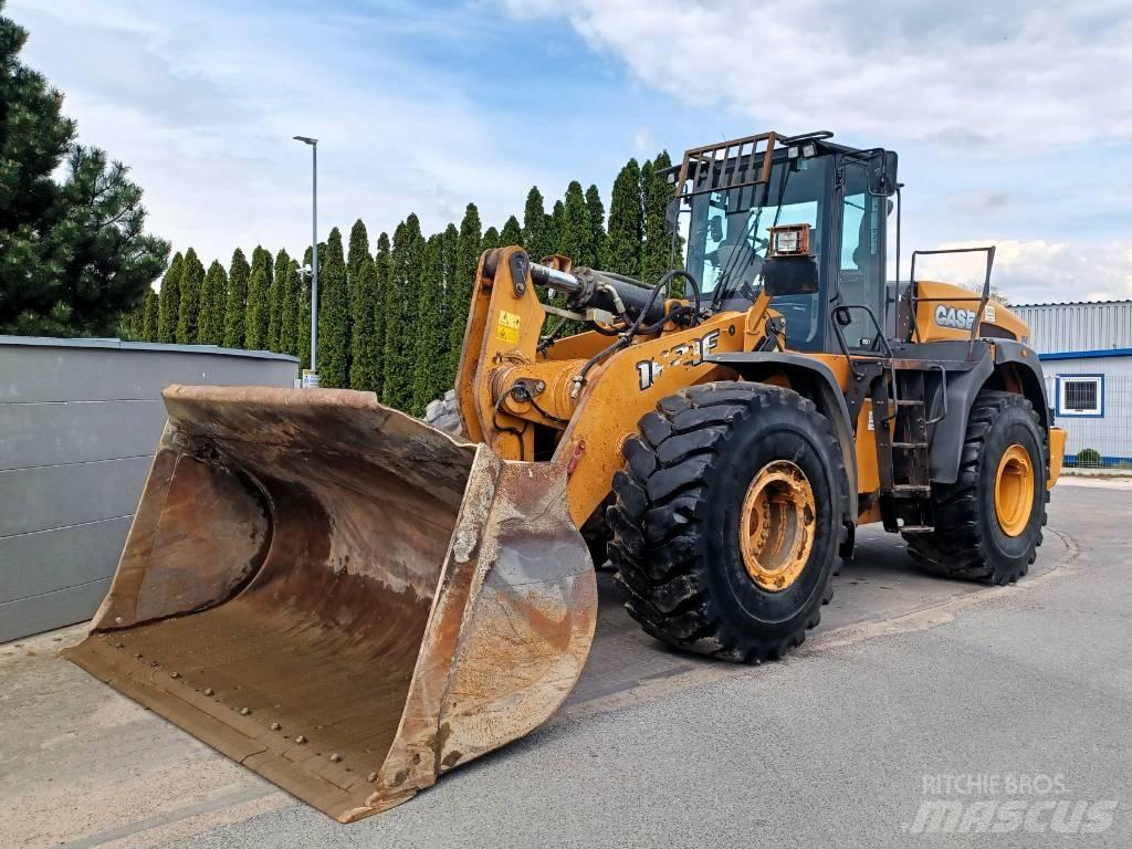 CASE 1021 F 轮式装载机