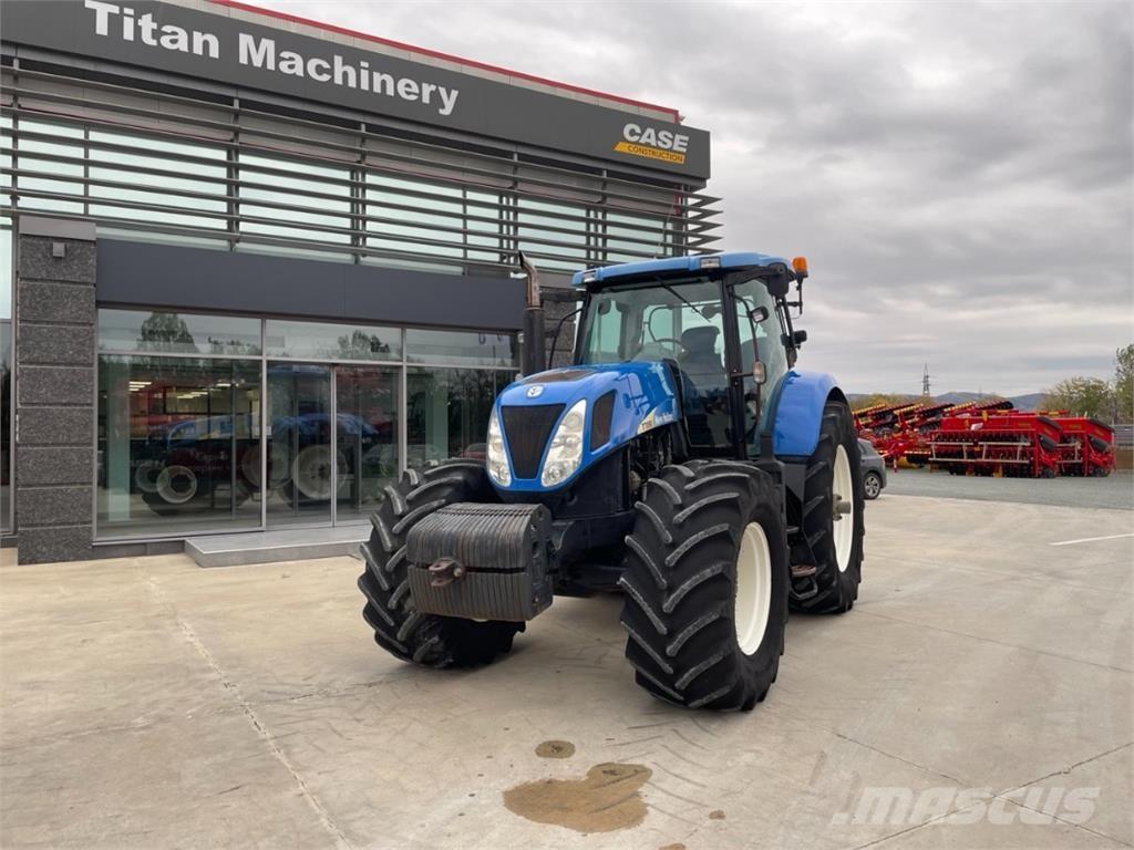 New Holland T7050 拖拉机/农用车