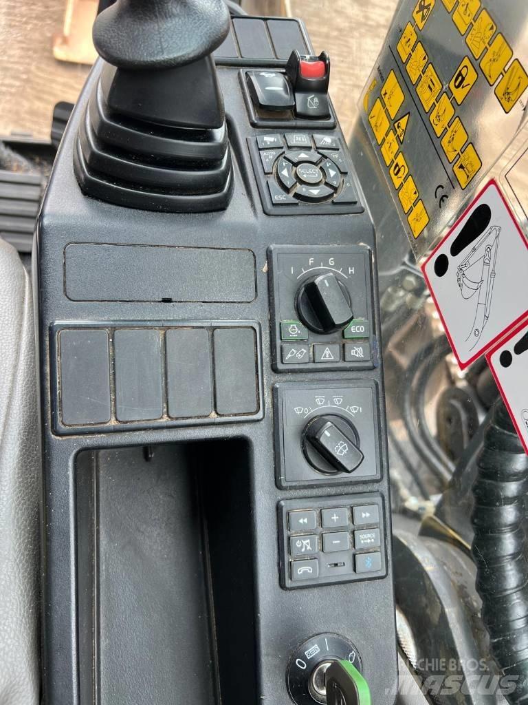 Volvo EC 140 EL 履带挖掘机