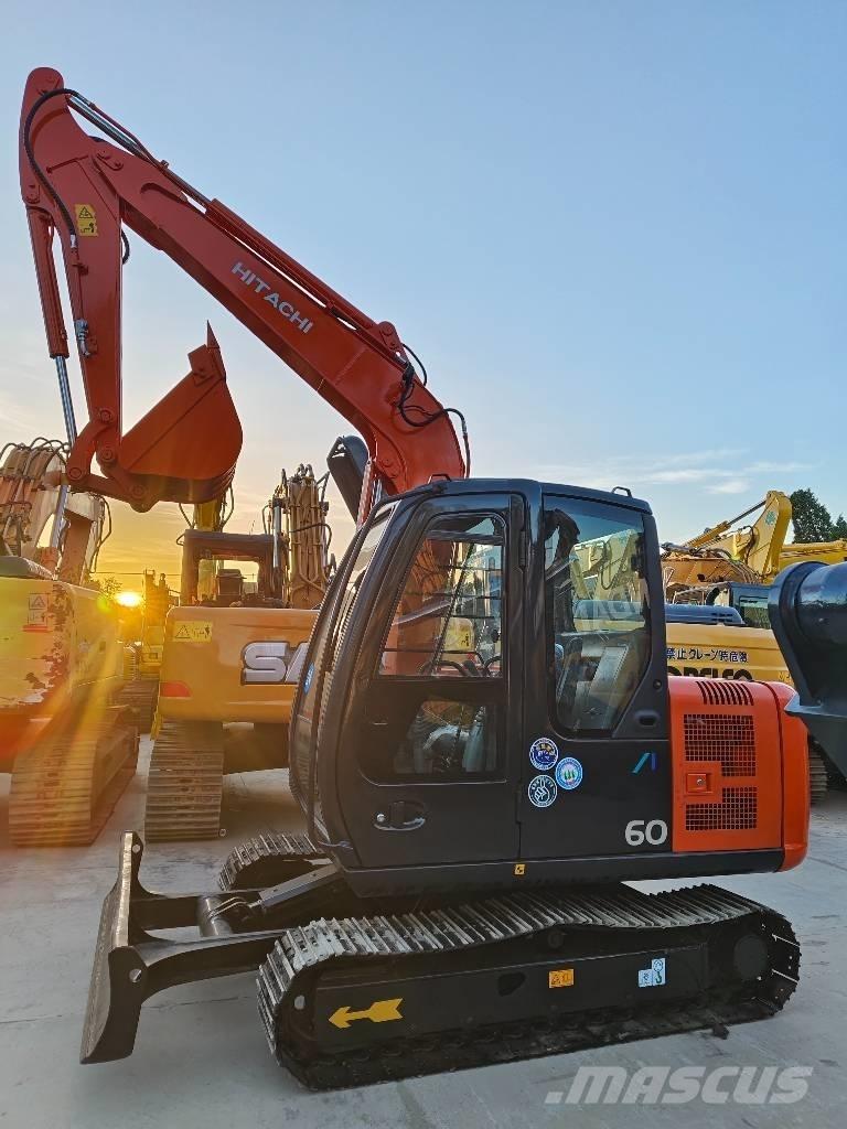 Hitachi ZX 60 小型挖掘机