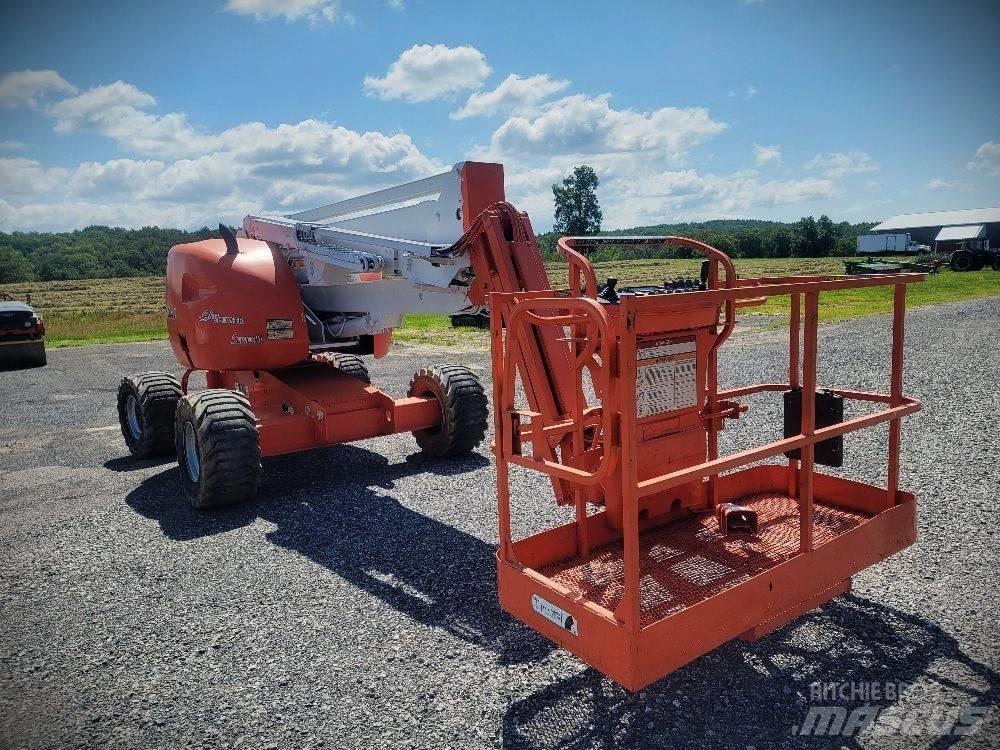 JLG 450AJ Series II 曲臂高空工作平台