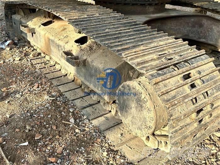 Komatsu PC200-8 履带挖掘机