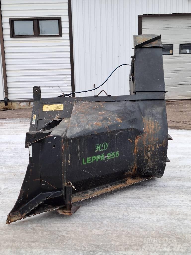 Leppä 250 HD 扬雪机