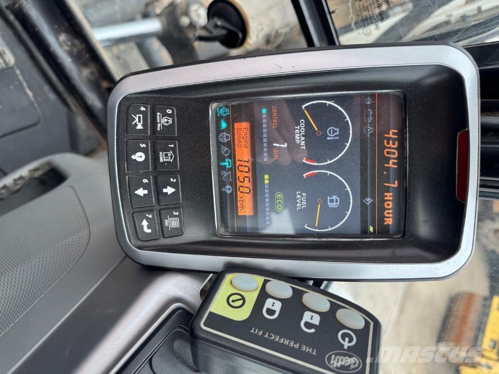 Bobcat E85 (14727) 中型挖掘机