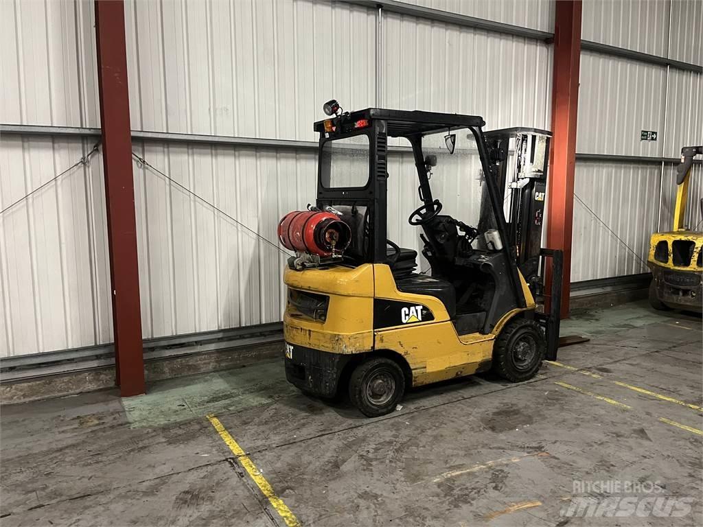 CAT GP18NT 天然气叉车