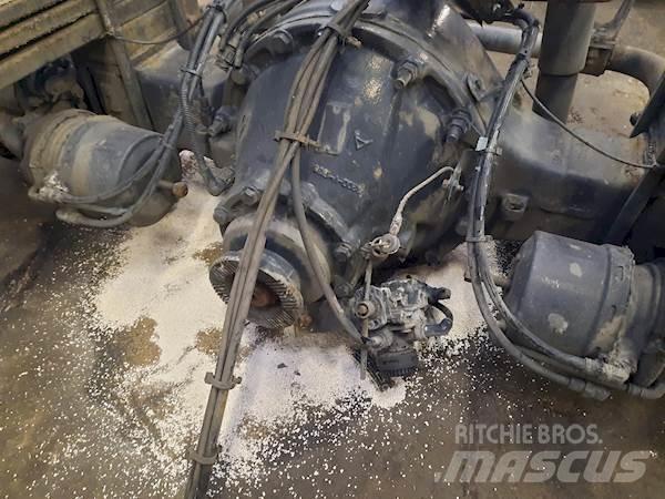 Volvo RS1332SV 轴