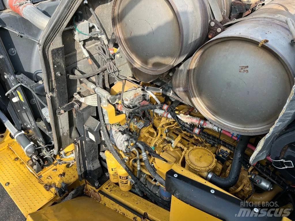 CAT 966M 轮式装载机
