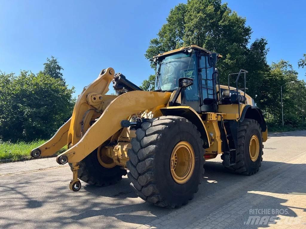 CAT 966M 轮式装载机