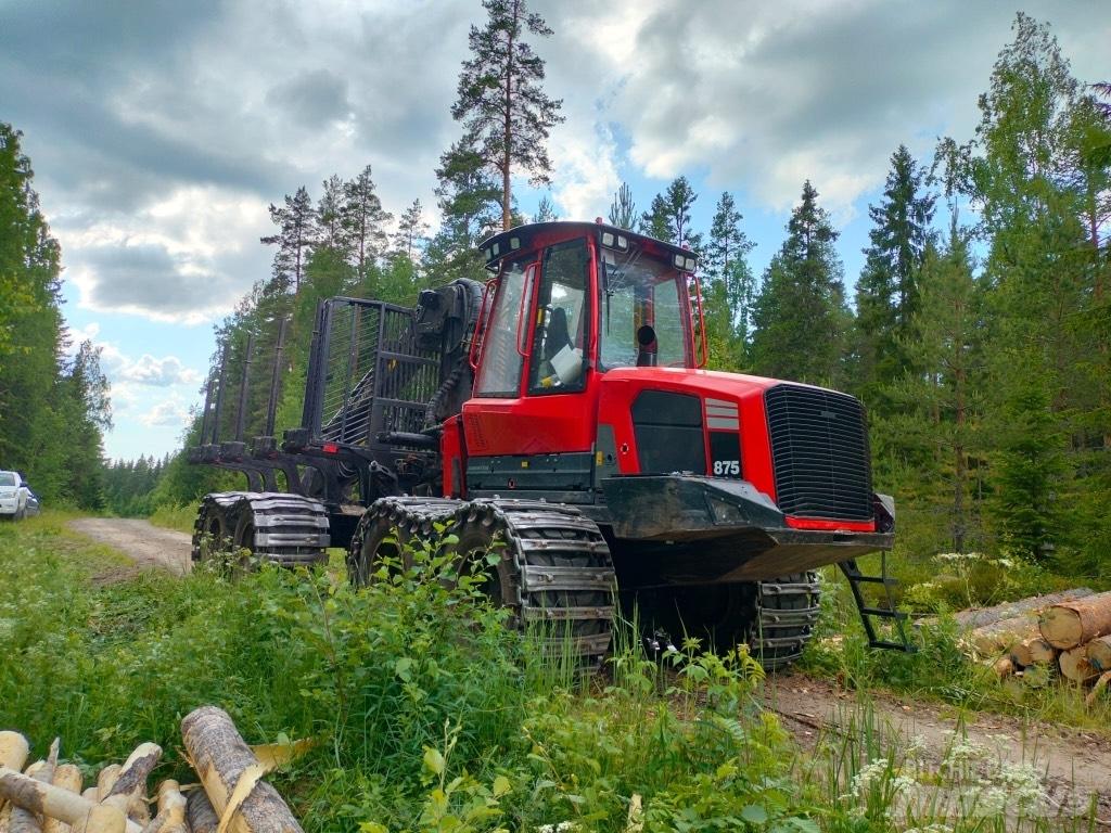 Komatsu 875 集运机