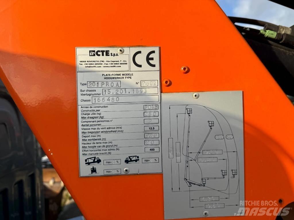 Renault Maxity 120 其他升降机和高空作业平台