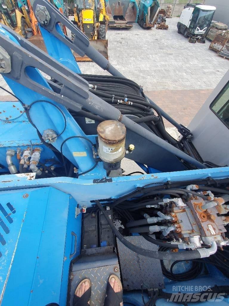 Terex Fuchs MHL350 工业挖掘机