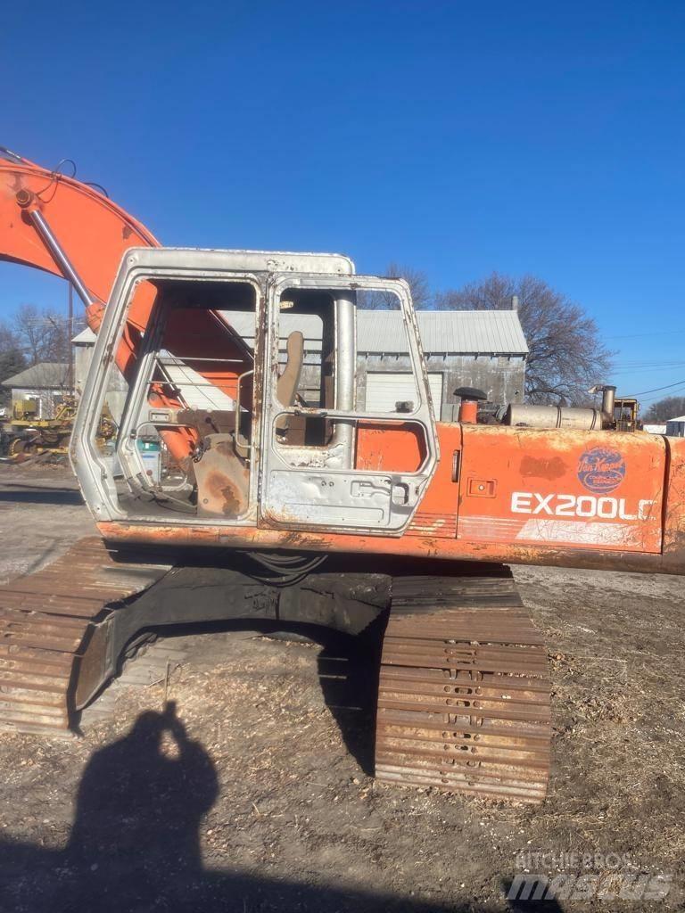 Hitachi EX 200 LC-1 履带挖掘机