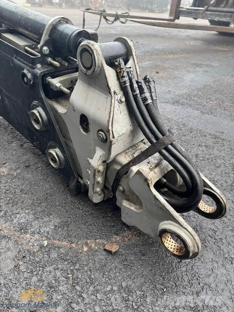 Komatsu 130F Combi 货运起重机