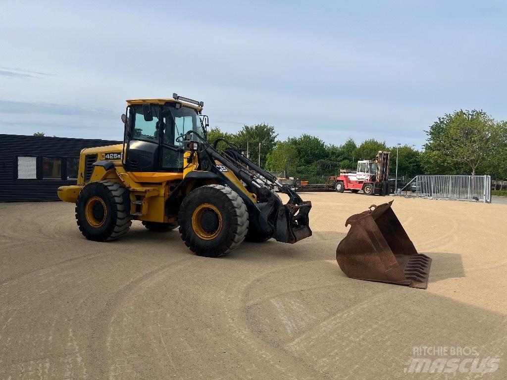 JCB 426 E HT 轮式装载机