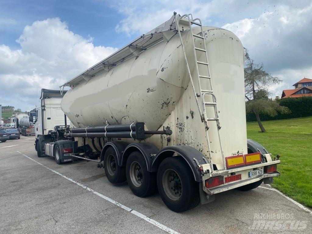 Spitzer SF2439PI 油罐半挂车