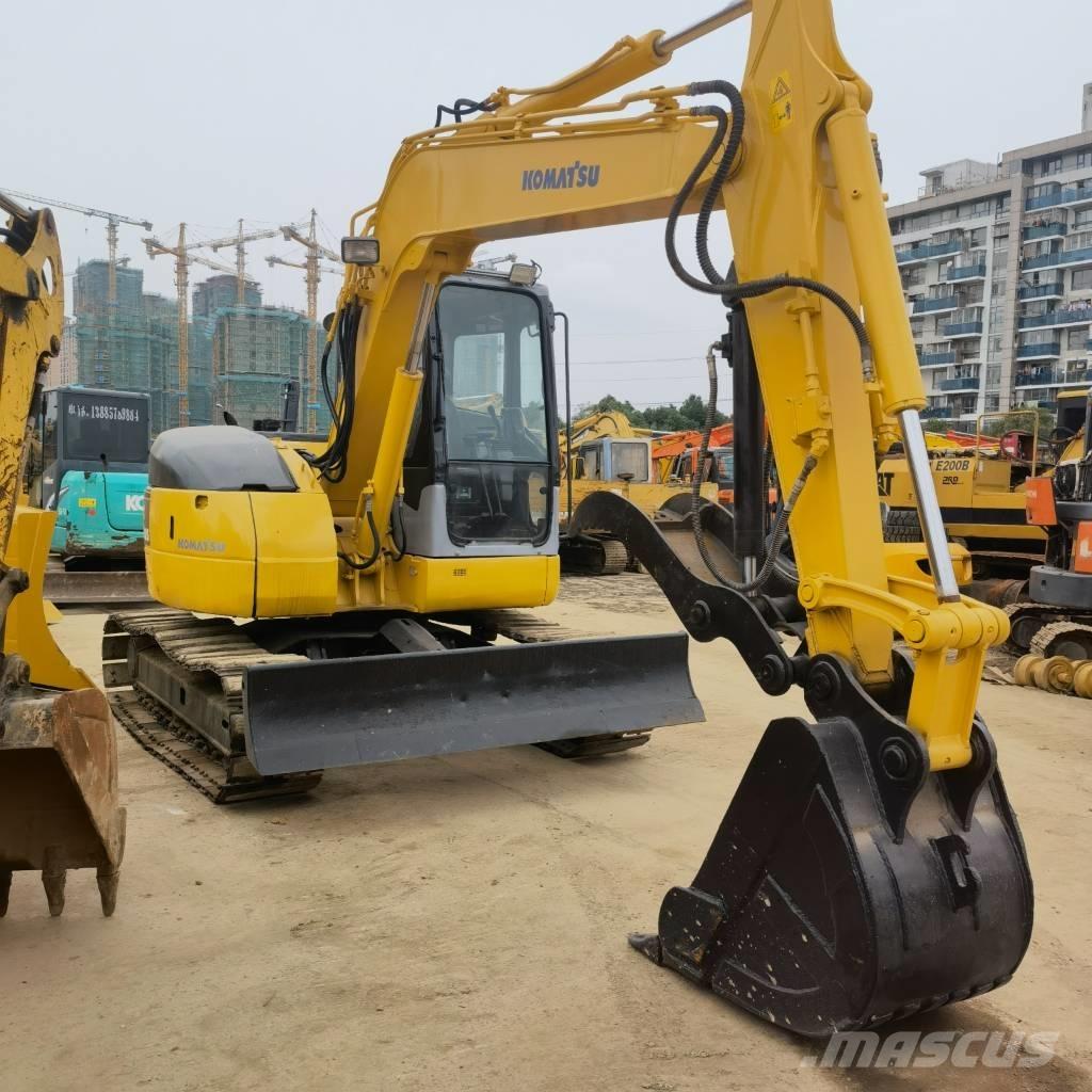 Komatsu PC78US 中型挖掘机