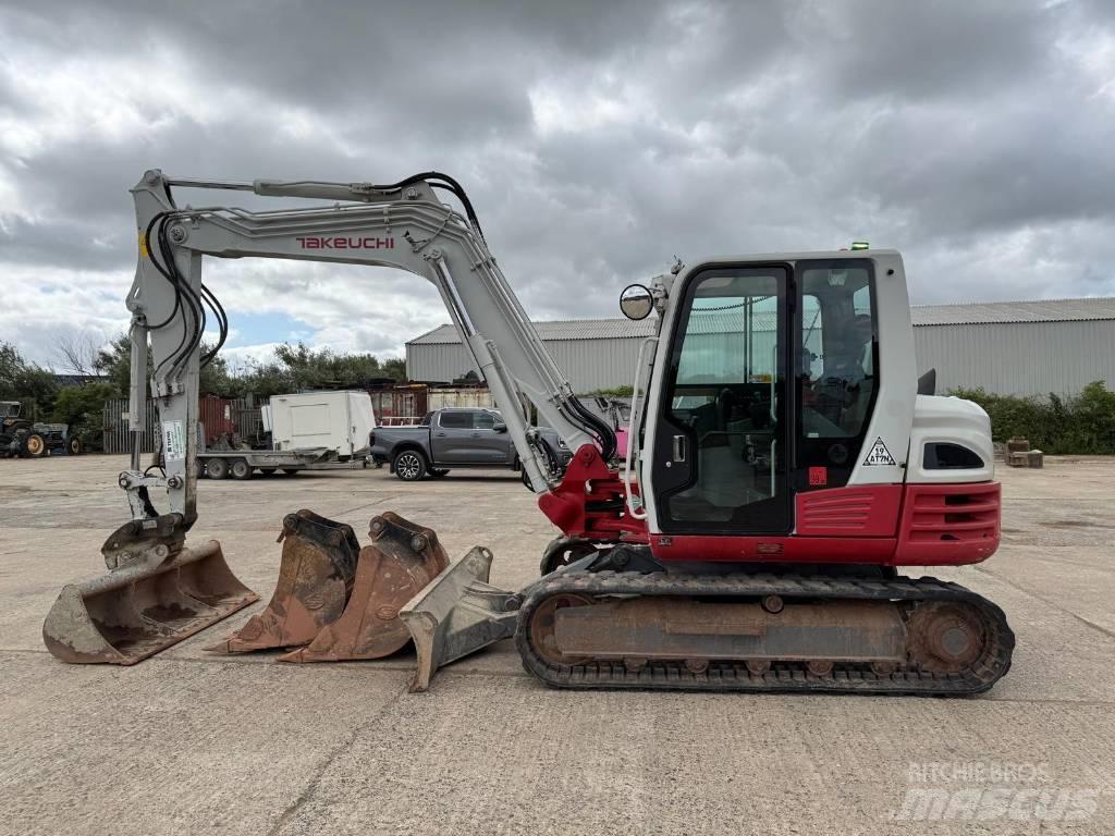 Takeuchi TB 290 中型挖掘机