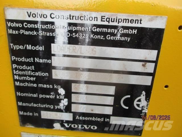 Volvo L 30 轮式装载机