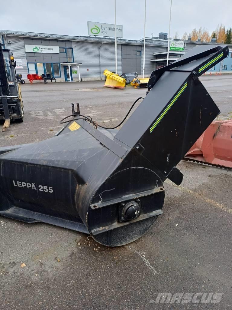 Leppä Leppä 255 扬雪机