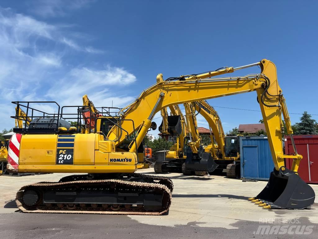Komatsu PC210LC-11 履带挖掘机