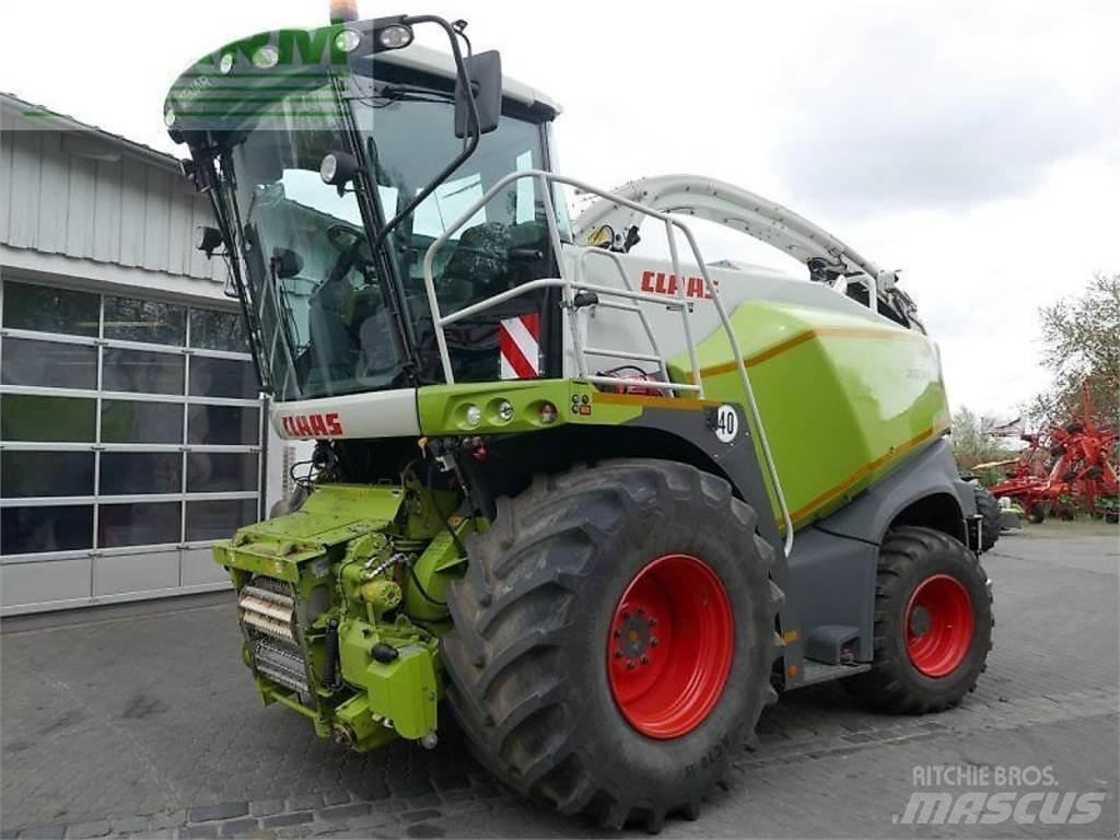 CLAAS jaguar 850 自走式青贮饲料收割机