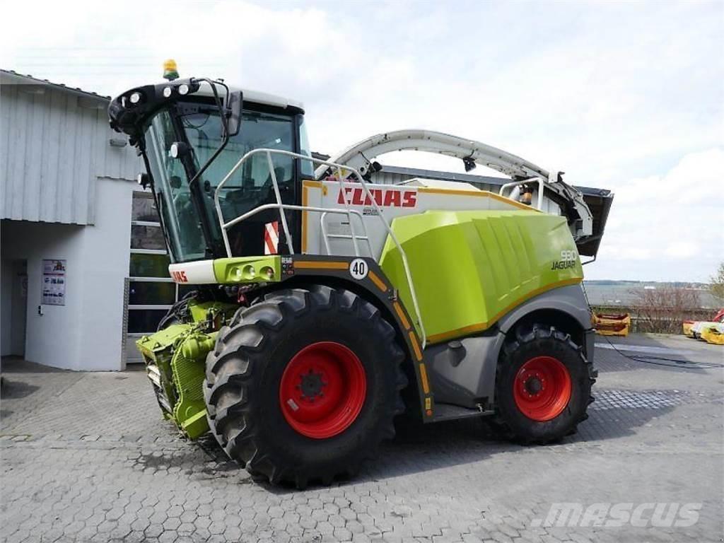 CLAAS jaguar 930 自走式青贮饲料收割机