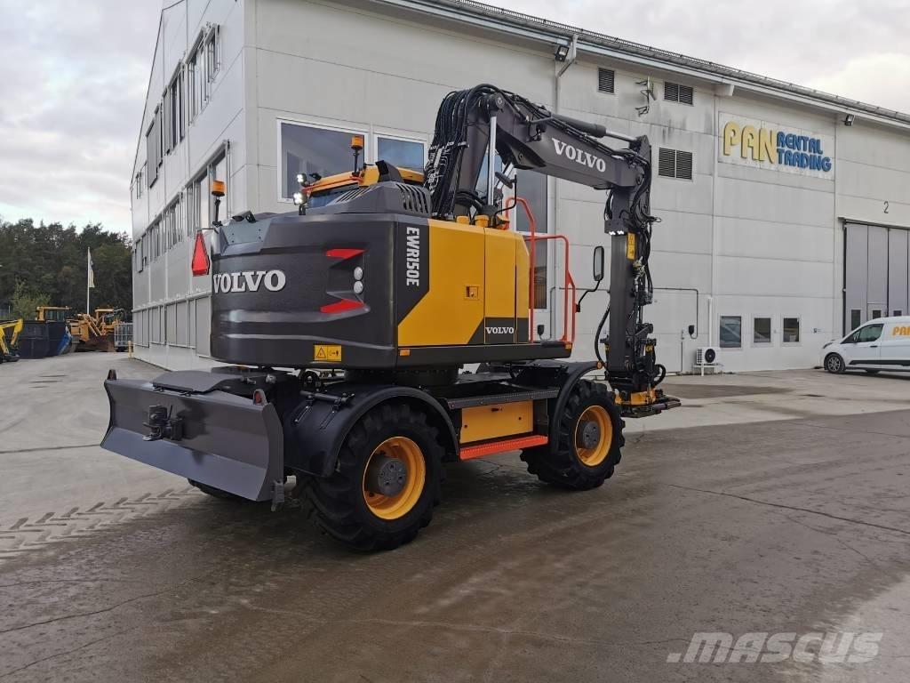 Volvo EWR 150 E 轮式挖掘机