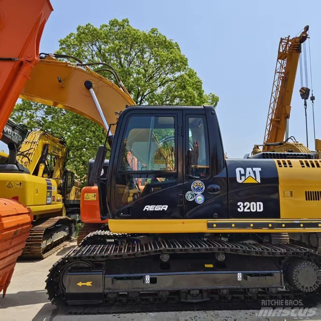 CAT 320 D 履带挖掘机